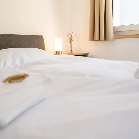 Moderne Mit Parkplatz Appartamento *