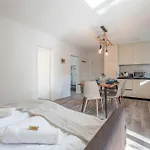 Appartamento Moderne Mit Parkplatz